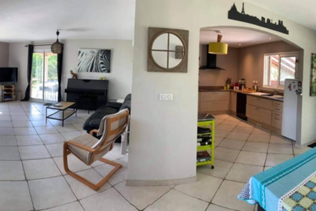 Alairac Maison Spacieuse Et Calme Pres De La Citeヴィラ エクステリア 写真