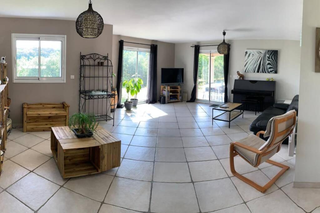 Alairac Maison Spacieuse Et Calme Pres De La Citeヴィラ エクステリア 写真